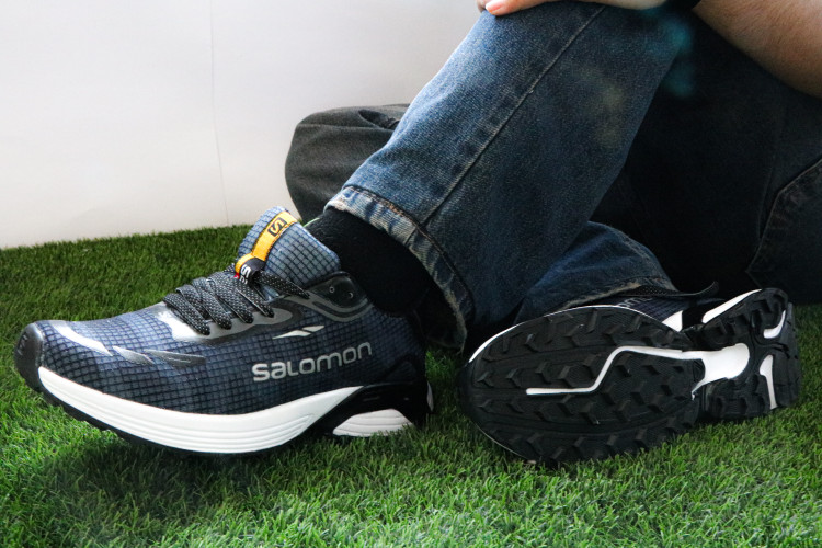 🔥 قدرت، راحتی و استایل در یک قدم 🔥 👟 Salomon یک انتخاب خاص برای کسانی که دنبال تفاوت هستند. ✨ طراحی مدرن و جذاب ⭐ کیفیت بالا و دوام عالی 👣 راحتی فوقالعاده برای استفاده روزمره 🏙 مناسب استایل شهری و اسپرت با سالومون، هر قدم متفاوتتر از همیشه است. 📏 سا